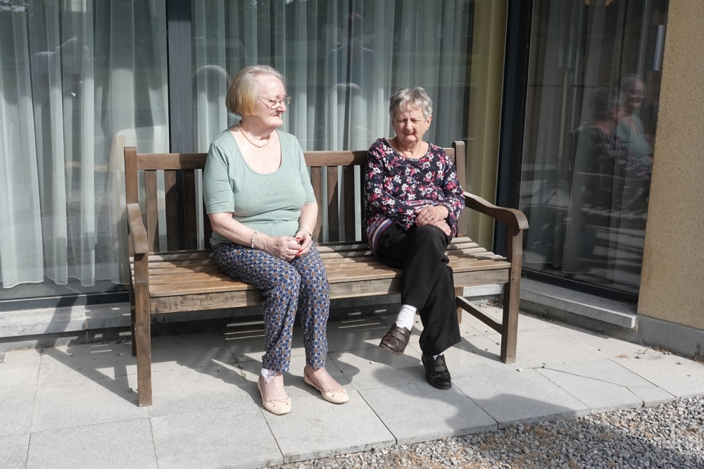 Les Charmilles terrasse 1