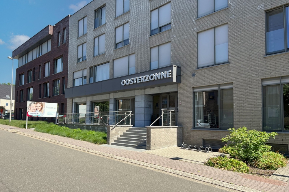 Oosterzonne gebouw 01