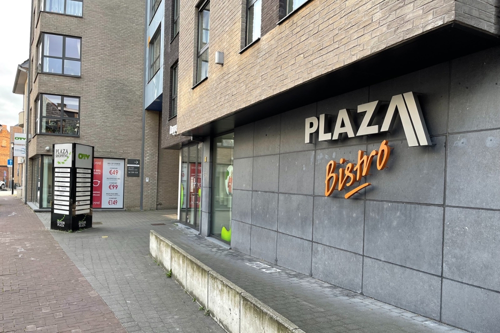 Senior Plaza buitenzijde 05